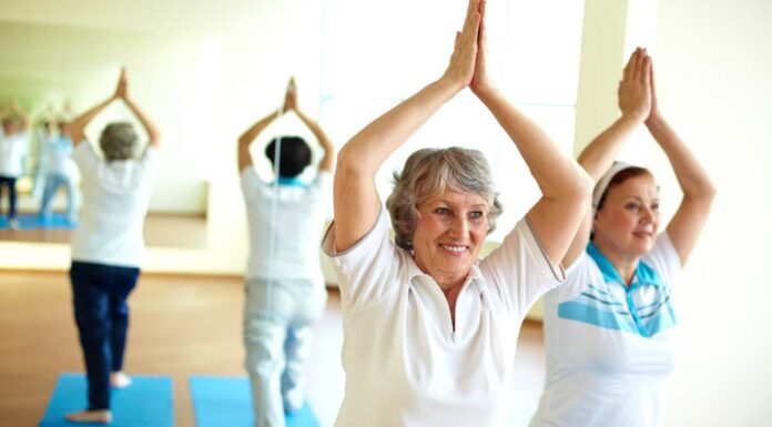 Questi dispositivi anticaduta per anziani manterranno i tuoi parenti più anziani sani e salvi durante le festività natalizie