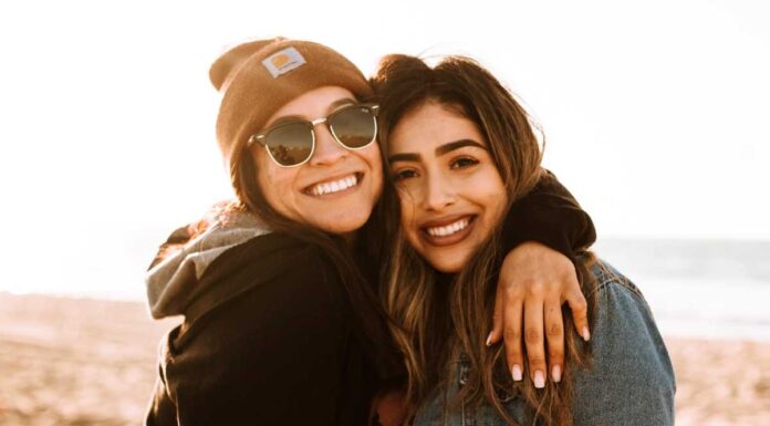 Un nuovo studio rileva che il 98% delle donne ha un migliore amico, contro solo l’85% degli uomini